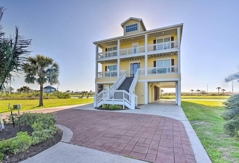 Galveston Resort House   Dazzling Bay Vistas!