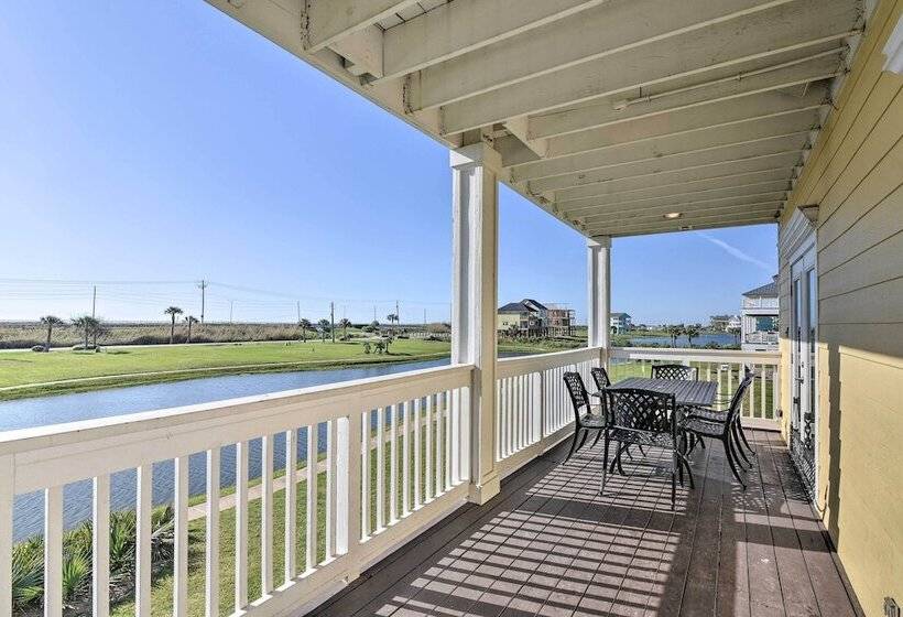 Galveston Resort House   Dazzling Bay Vistas!