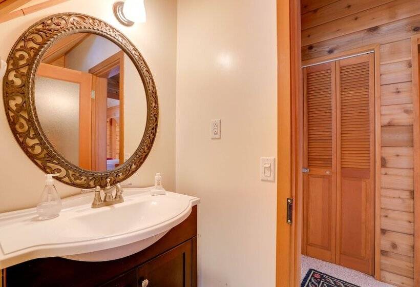 Idyllic Cabin W/ Shuttle: 2 Mi To Northstar Resort