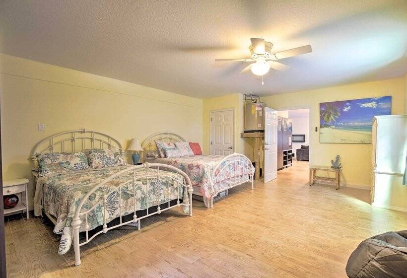 Indian Rocks Beach Oasis 2 Blocks To Beach!