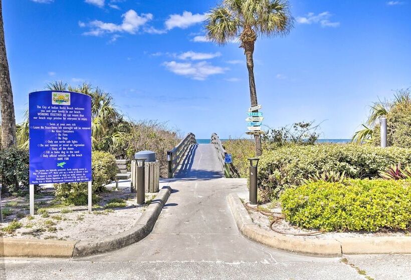 Indian Rocks Beach Oasis 2 Blocks To Beach!