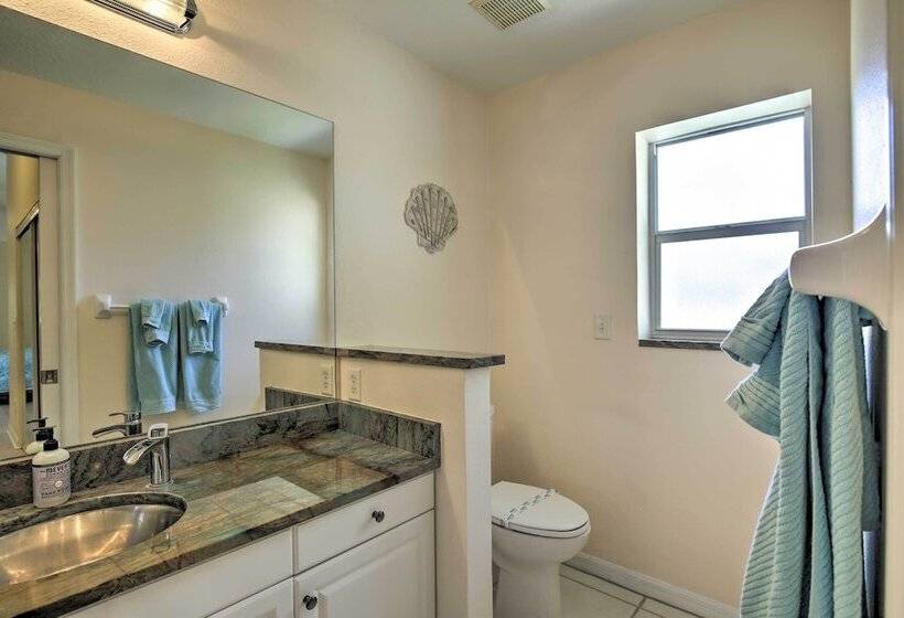 Indian Rocks Beach Oasis 2 Blocks To Beach!