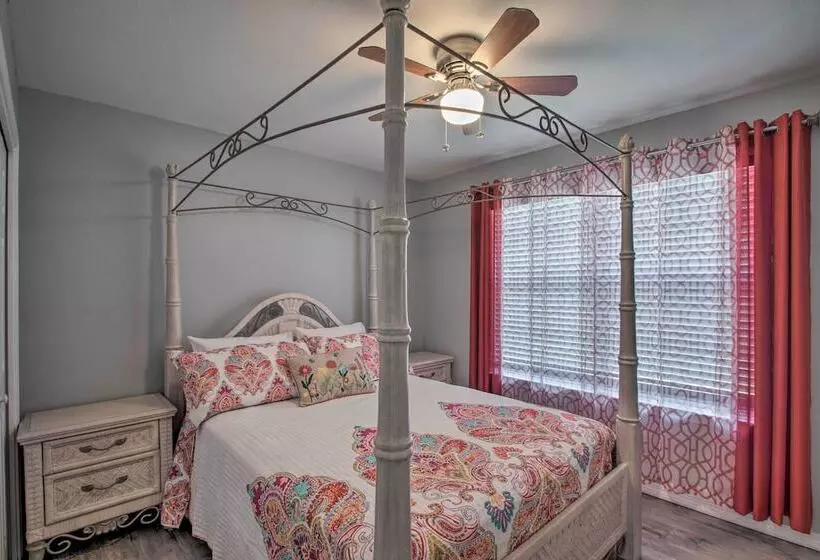 Lovely Florida Coastline Home By Perdido Key!