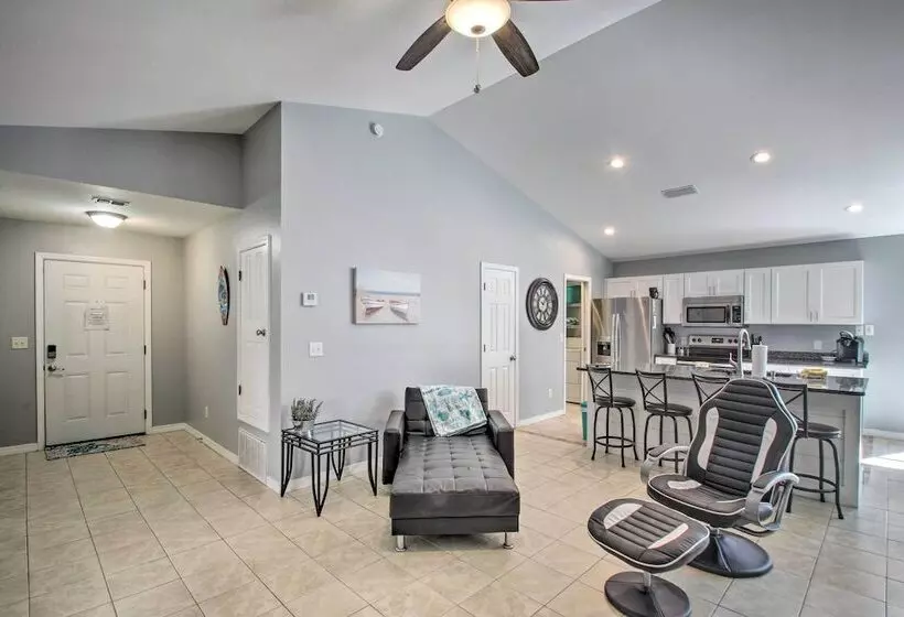 Lovely Florida Coastline Home By Perdido Key!