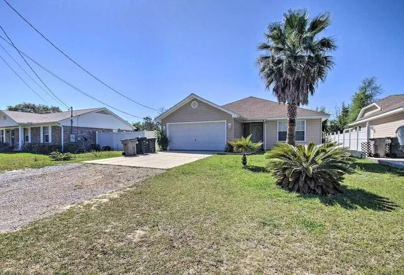 Lovely Florida Coastline Home By Perdido Key!