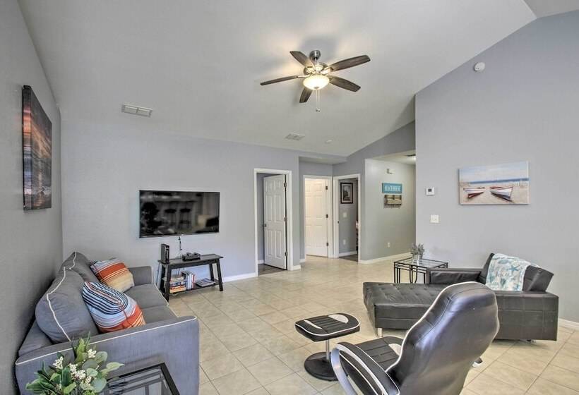 Lovely Florida Coastline Home By Perdido Key!