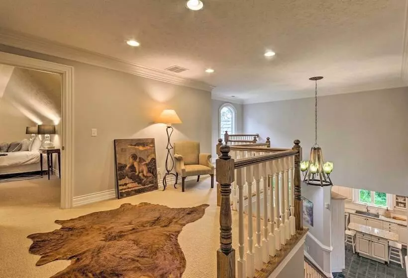 Elk Mountain Sanctuary W/ Views: 6 Mi To Asheville