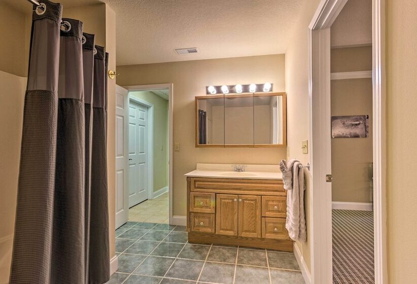 Elk Mountain Sanctuary W/ Views: 6 Mi To Asheville