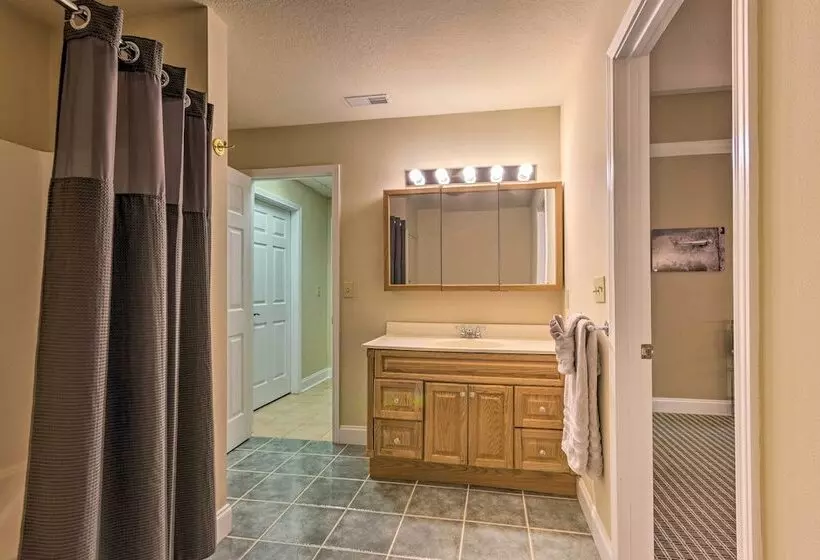 Elk Mountain Sanctuary W/ Views: 6 Mi To Asheville