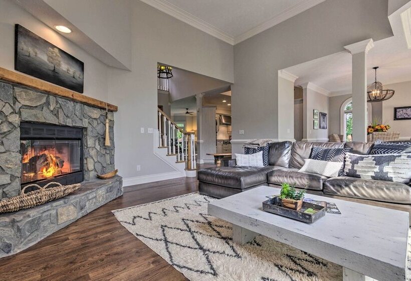 Elk Mountain Sanctuary W/ Views: 6 Mi To Asheville