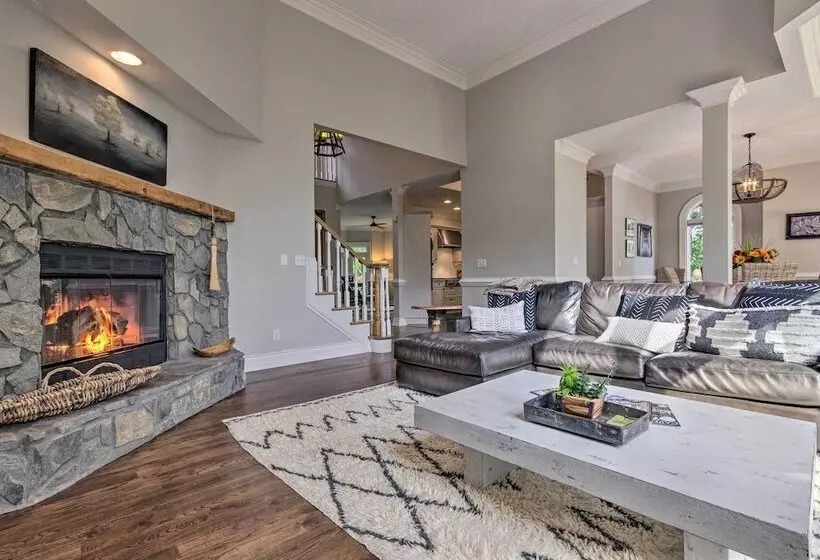 Elk Mountain Sanctuary W/ Views: 6 Mi To Asheville