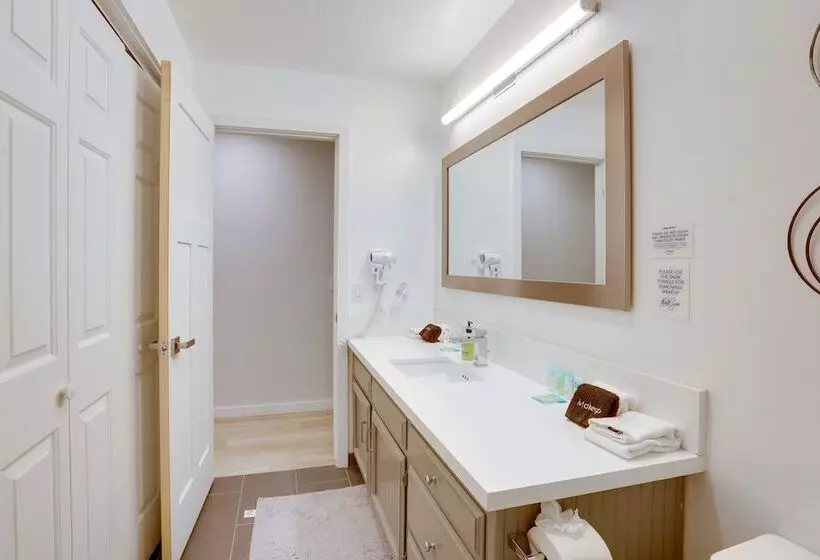 Tahoe City Home W/ Hot Tub: Ski, Hike, & Relax!