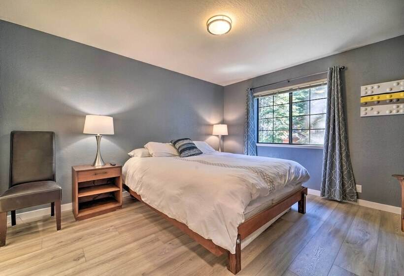 Tahoe City Home W/ Hot Tub: Ski, Hike, & Relax!