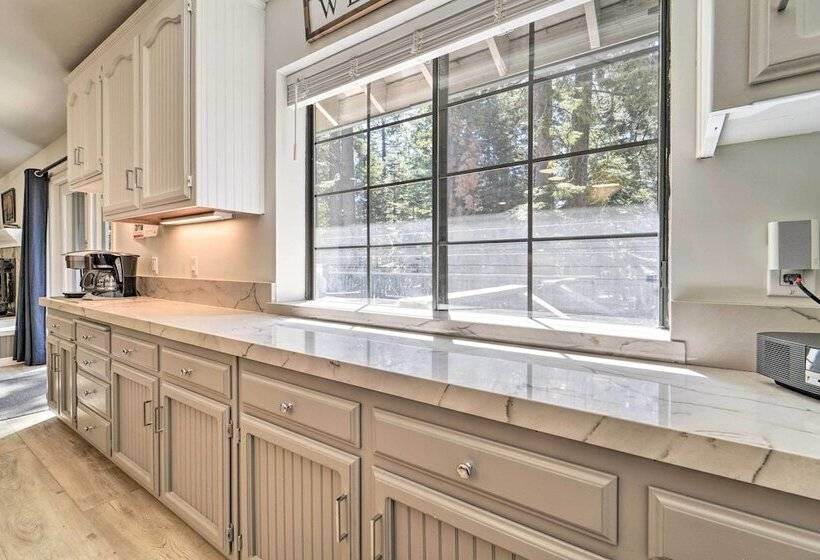 Tahoe City Home W/ Hot Tub: Ski, Hike, & Relax!