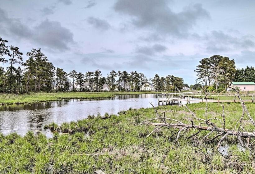 Ocean View Escape W/ Sunroom + Water Access!