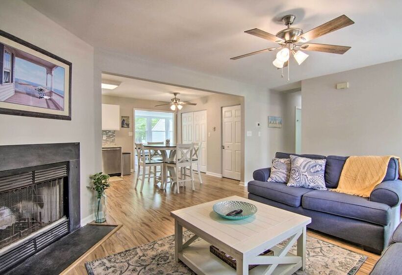 Ocean View Escape W/ Sunroom + Water Access!