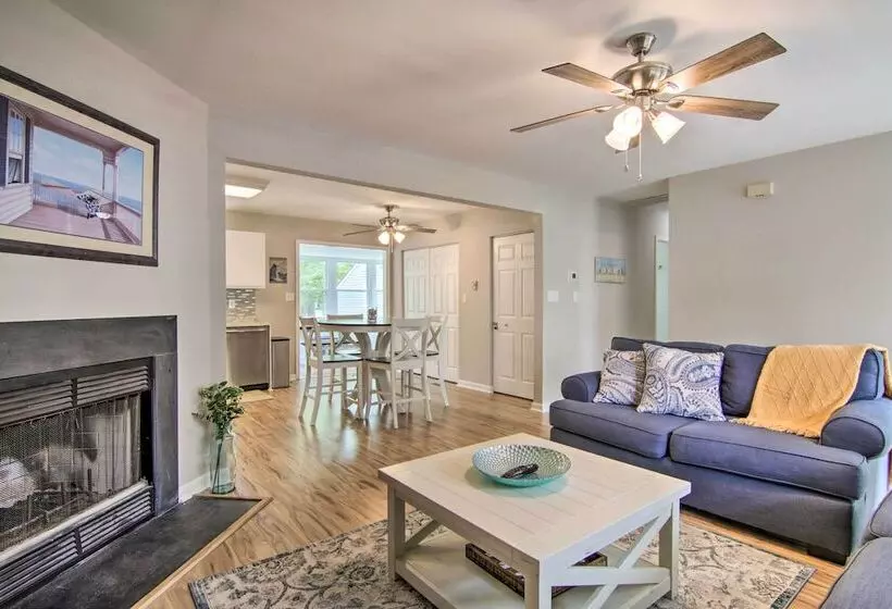 Ocean View Escape W/ Sunroom + Water Access!