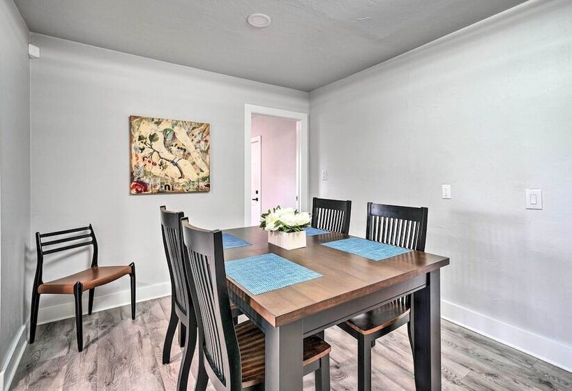 Okc Home: Walk To Restaurants & Lake Hefner!