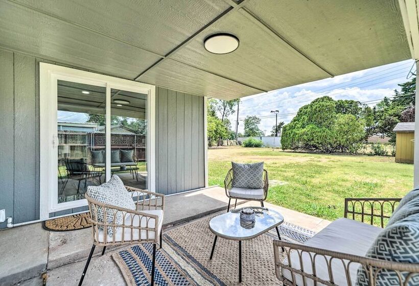 Okc Home: Walk To Restaurants & Lake Hefner!