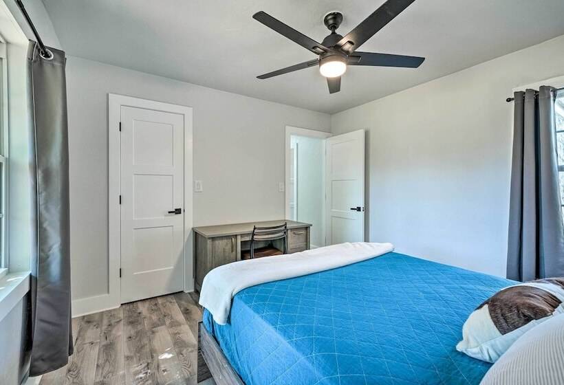 Okc Home: Walk To Restaurants & Lake Hefner!