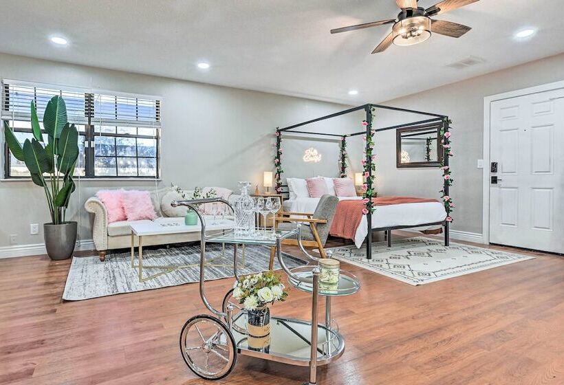 Plant City Home & Guest House W/ Outdoor Pool!