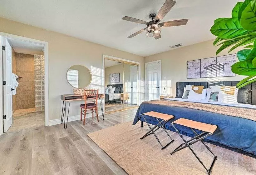 Plant City Home & Guest House W/ Outdoor Pool!