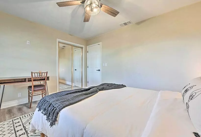 Plant City Home & Guest House W/ Outdoor Pool!