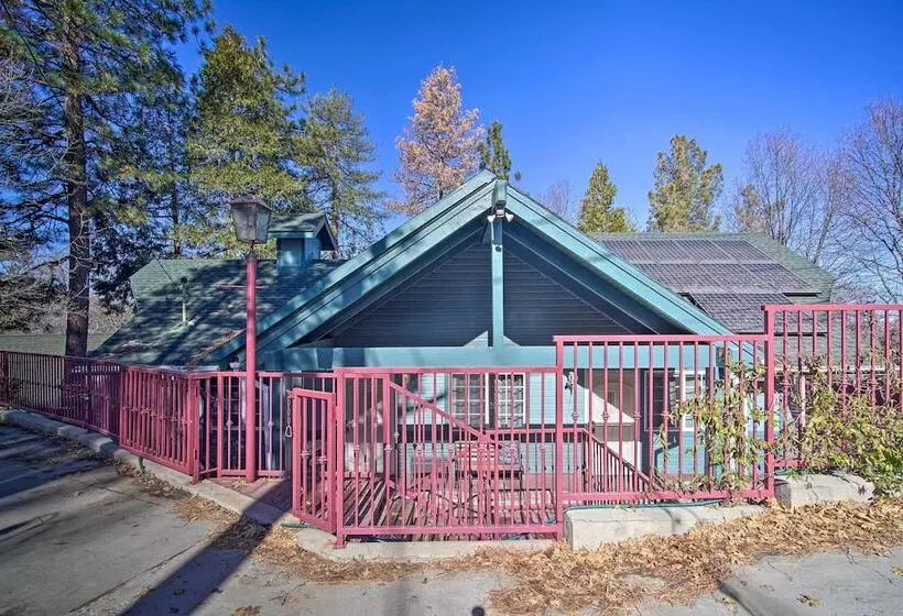 Relaxing Lake Arrowhead Home ~ 1 Mi To Lake!