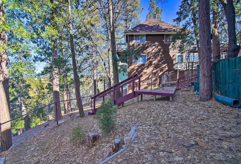 Relaxing Lake Arrowhead Home ~ 1 Mi To Lake!