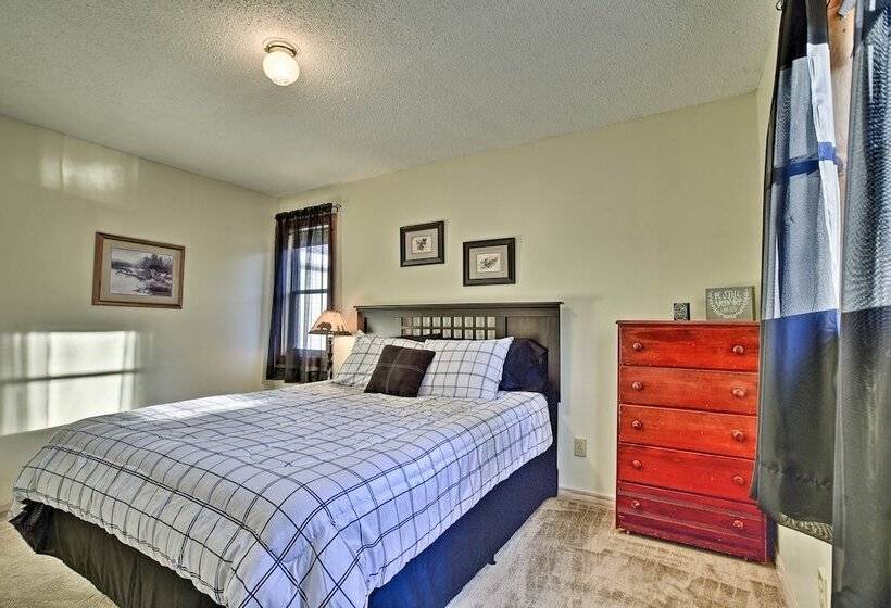 Secluded Home 15 Min. From Lake Nebagamon!