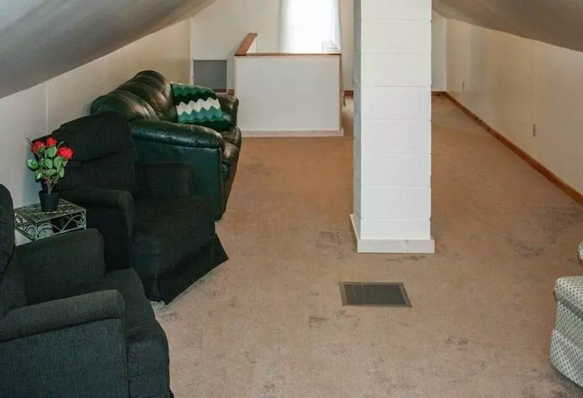 Secluded Home 15 Min. From Lake Nebagamon!
