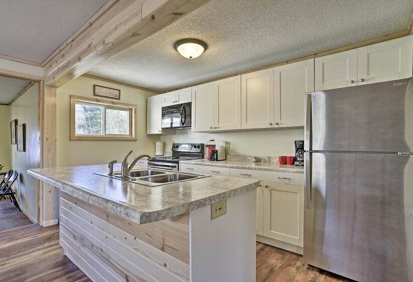 Secluded Home 15 Min. From Lake Nebagamon!