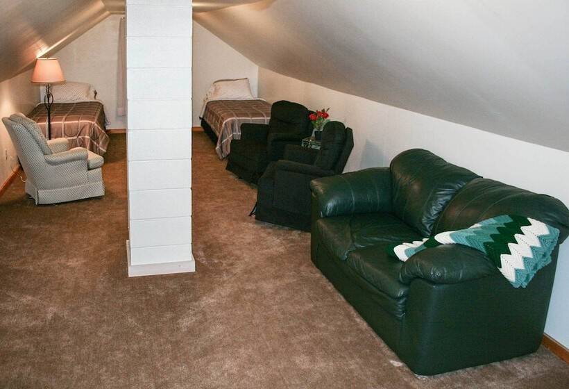 Secluded Home 15 Min. From Lake Nebagamon!