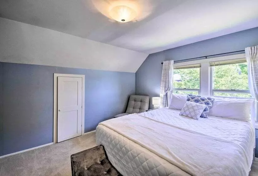 Spacious Family Friendly Home On Port Orchard