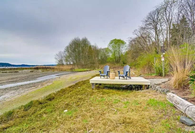 Spacious Family Friendly Home On Port Orchard