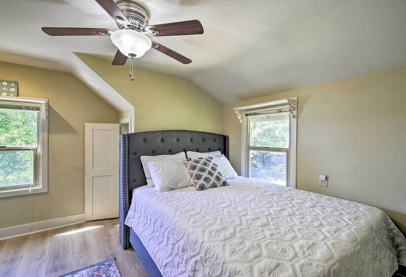 Spacious Family Friendly Home On Port Orchard