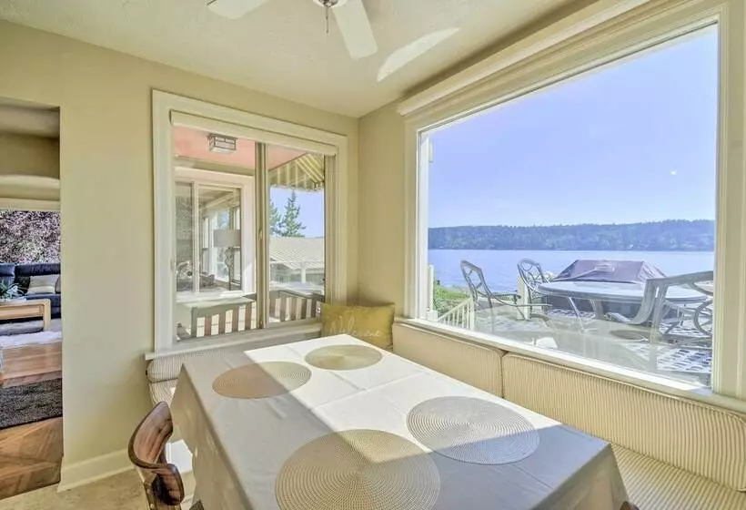 Spacious Family Friendly Home On Port Orchard