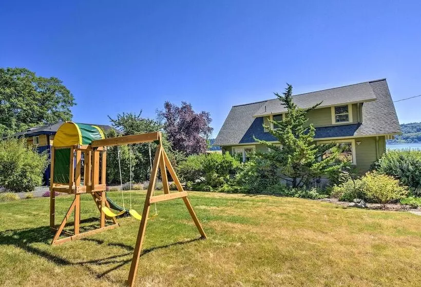 Spacious Family Friendly Home On Port Orchard