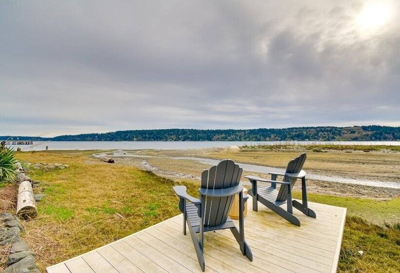 Spacious Family Friendly Home On Port Orchard