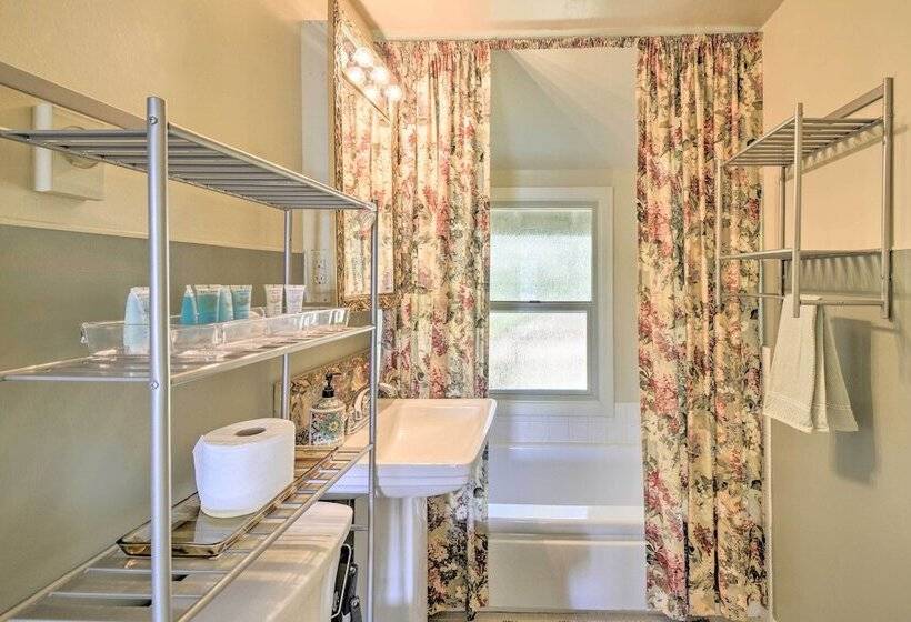 Spacious Family Friendly Home On Port Orchard