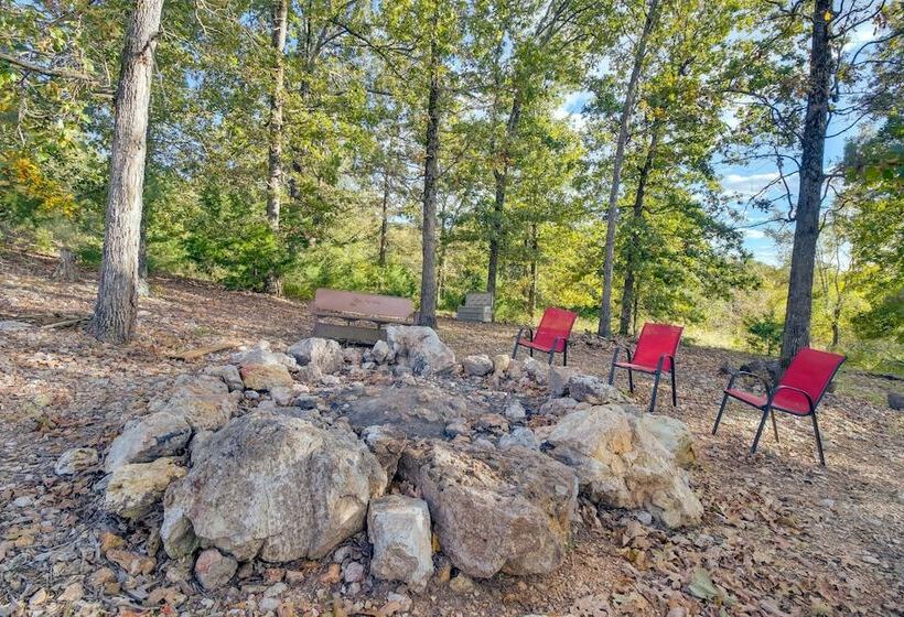 Spacious Family Home W/ Norfork Lake Views!