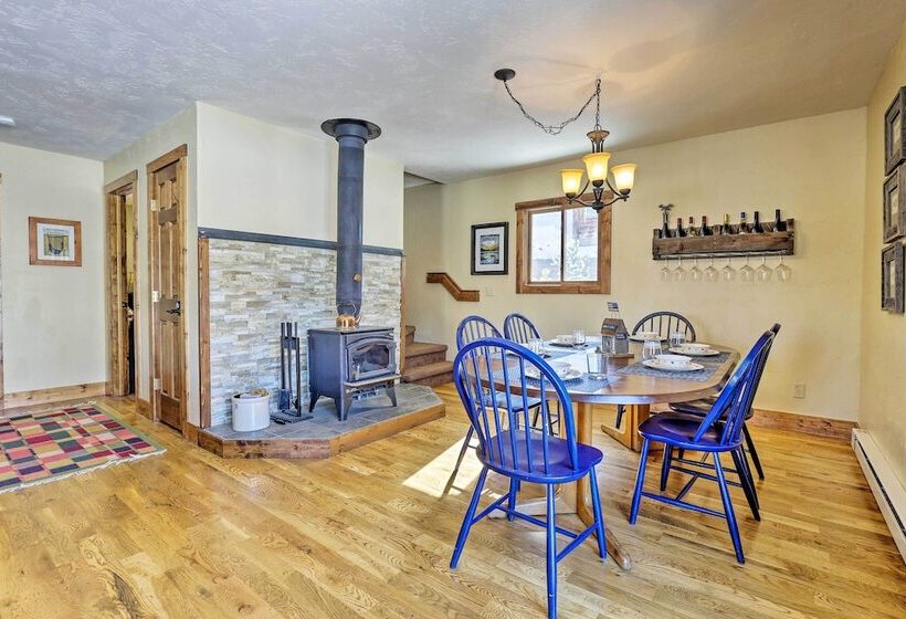 Spacious Grand Lake Cabin W/ Hot Tub & Deck