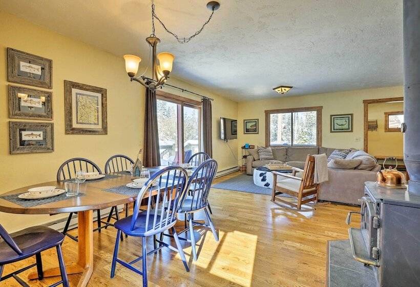 Spacious Grand Lake Cabin W/ Hot Tub & Deck