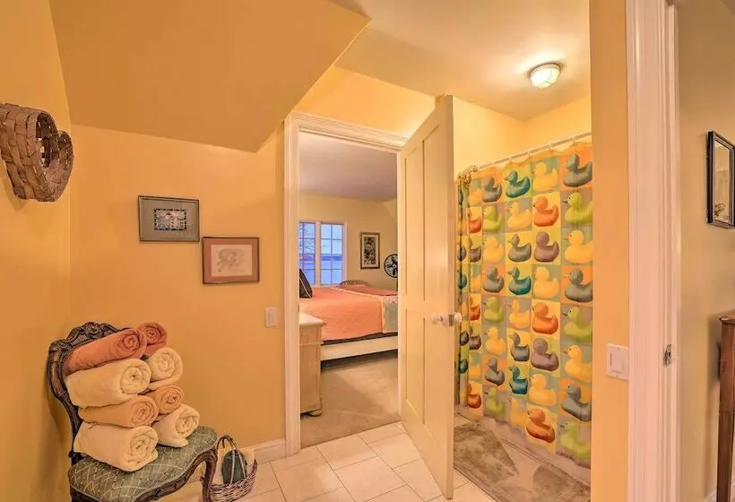 Stunning South Hero Home On Lake Champlain W/ View