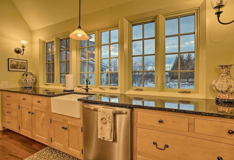 Stunning South Hero Home On Lake Champlain W/ View