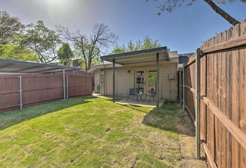 Stylish Lewisville Home Near Downtown Dallas!
