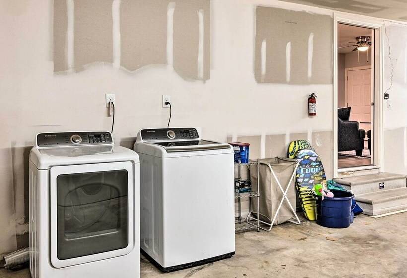 ~ 2 Mi To Pleasure Pier: Home In Galveston!