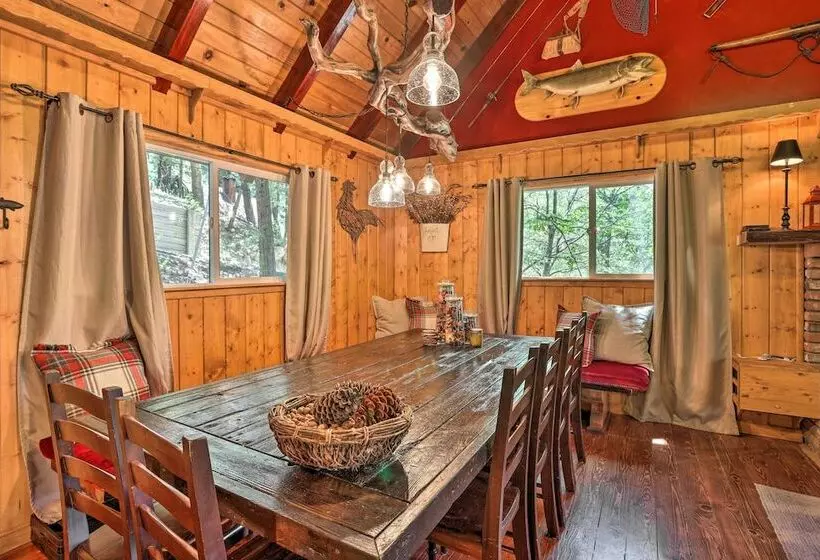 Tree House Chalet In Lake Arrowhead Village