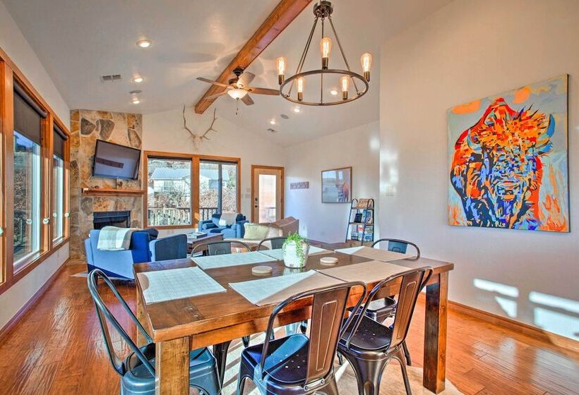 Updated Cabin W/ 360 Degree Mtn View: 1 Mi To Lake