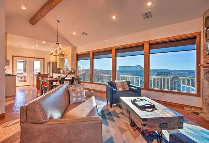 Updated Cabin W/ 360 Degree Mtn View: 1 Mi To Lake